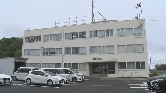 友人と2人で下府川の河口に遊びに訪れていた20代の男性、急に沖に流される　泳ぎの得意でない友人は海水浴客に救助求める　男性が浮き輪とライフジャケットを装着し男性を救助　島根県浜田市|TBS NEWS DIG