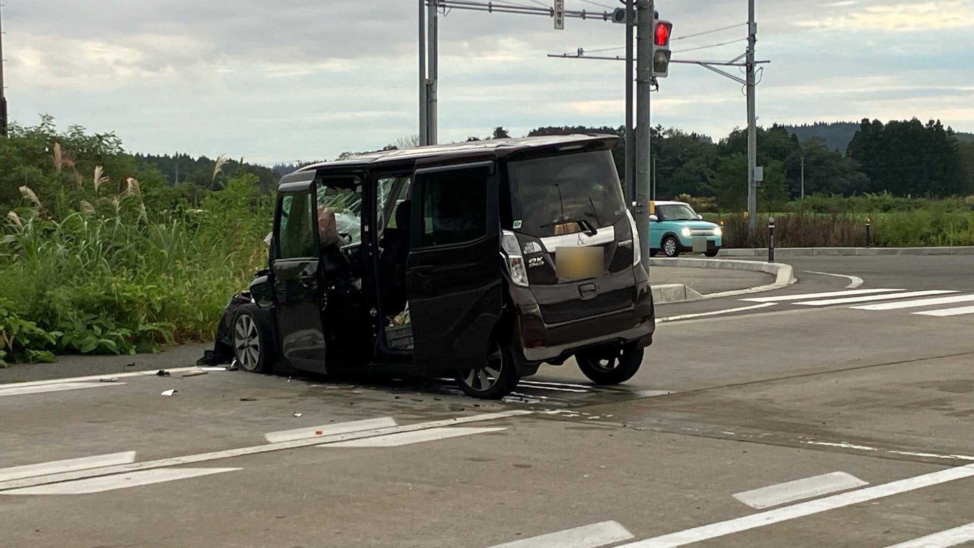追記あり】国道4号でトラックと軽乗用車が衝突の事故発生 母親と1歳