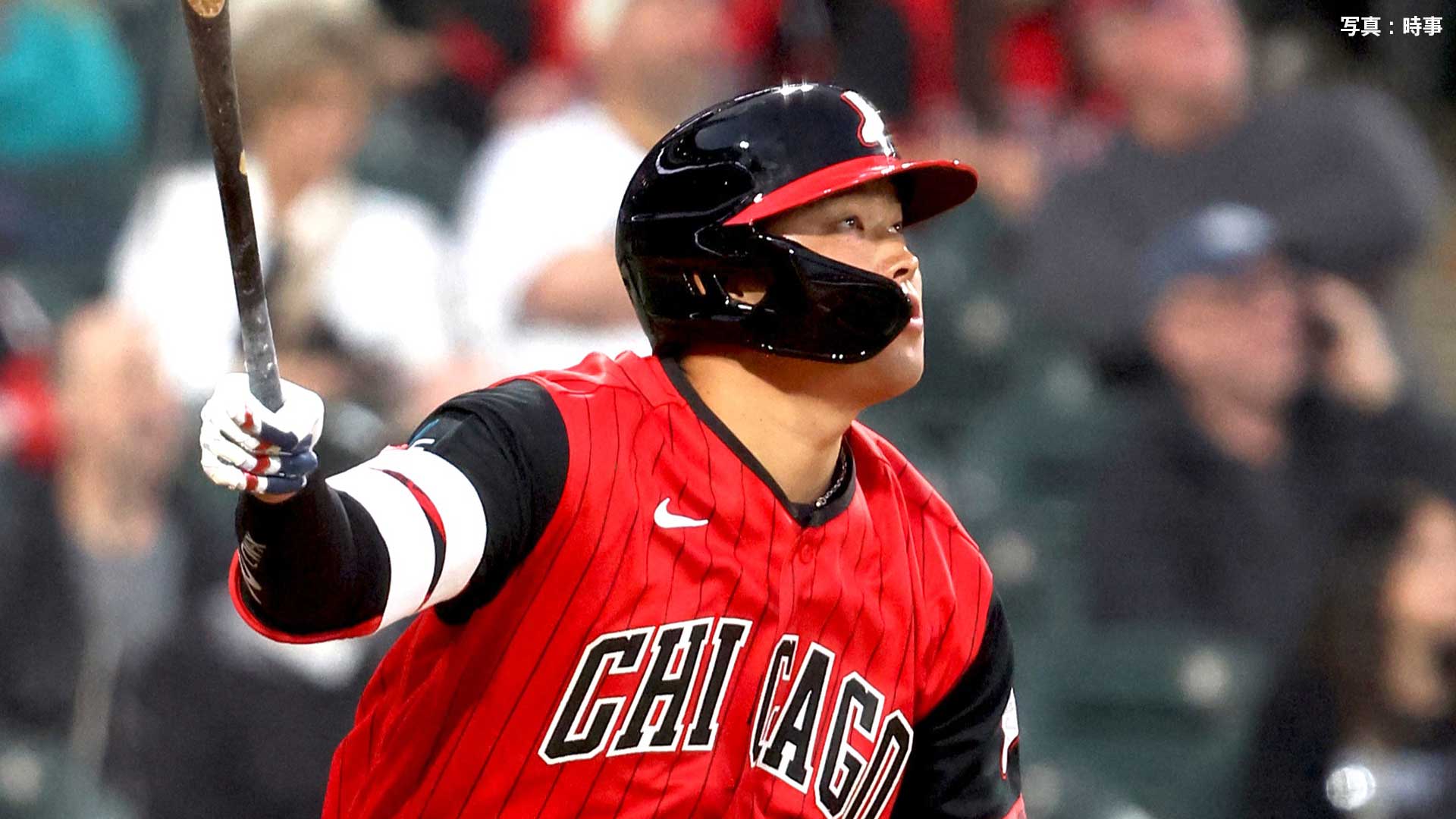 村上宗隆、今季11号は”片手弾”ア・リーグトップタイに浮上 驚異の