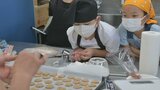 「喜んで食べてほしい」小学生が“新しいお土産”づくり　地元産の小麦粉・はちみつでクッキー|TBS NEWS DIG