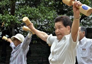 不摂生なのに100歳を迎える人、その秘訣が明らかに| TBS CROSS DIG with Bloomberg