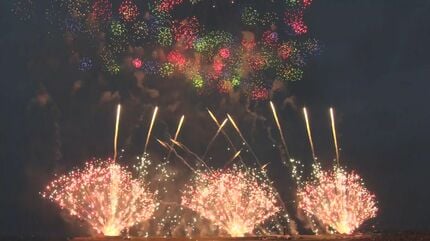 琉球海炎祭　日本一早い花火大会 日本一早い花火大会「琉球海炎祭」 – QAB NEWS Headline