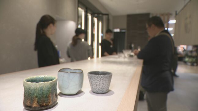 デパ地下で日本酒の“立ち飲み”をこだわりの酒器で 「出張や旅行帰りにふらっと立ち寄って」 ジェイアール名古屋タカシマヤ|TBS NEWS DIG