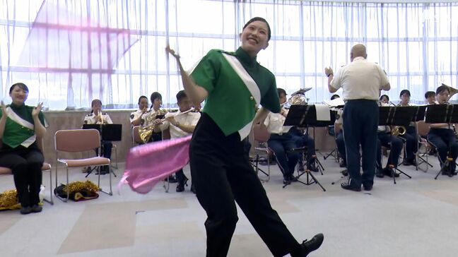 警察カラーガード隊が存続の危機「募集はかけているがパートタイムというところが…」 深刻な人手不足で8月には隊員わずか2人に【静岡】|TBS NEWS DIG