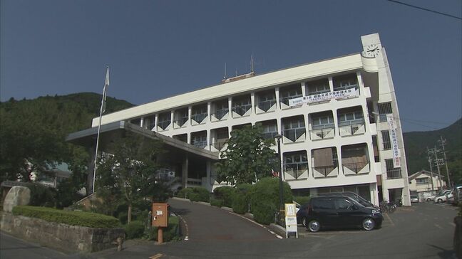 「頭悪いな」と部下にパワハラ、酔って議員に暴言暴行の男性部長（50代）減給の懲戒処分【長崎県対馬市】|TBS NEWS DIG