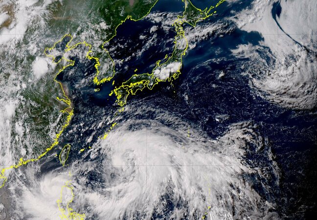 【台風7号】今後の進路と勢力は？23日は沖縄の南を北西へ進む…24日から25日にかけ先島諸島に最も近づく可能性【雨と風のシミュレーション】週末には熱帯低気圧に変わる見込み|TBS NEWS DIG