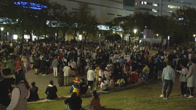 天神・警固公園　今年も夜間封鎖　ハロウィーンに合わせ午後5時～翌朝6時まで　|　福岡のニュース｜RKB NEWS｜RKB毎日放送