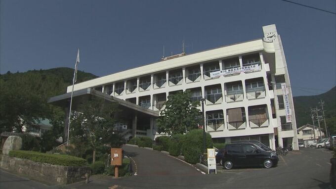 「頭悪いな」と部下にパワハラ、酔って議員に暴言暴行の男性部長（50代）減給の懲戒処分【長崎県対馬市】|TBS NEWS DIG
