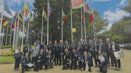 詳細は話さない”議員は足早に立ち去った 税金で海外視察「見直す」と