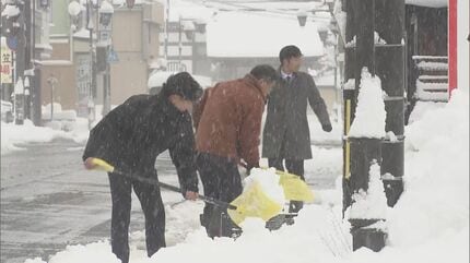 凍え死にそう」会津中心に断続的に雪 なだれ・落雪注意 福島 | 福島の