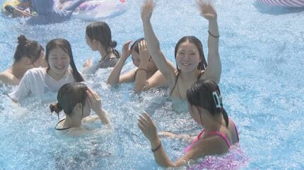 9月なのに…ナガシマジャンボ海水プールは大賑わい！「夏の最後の思い出