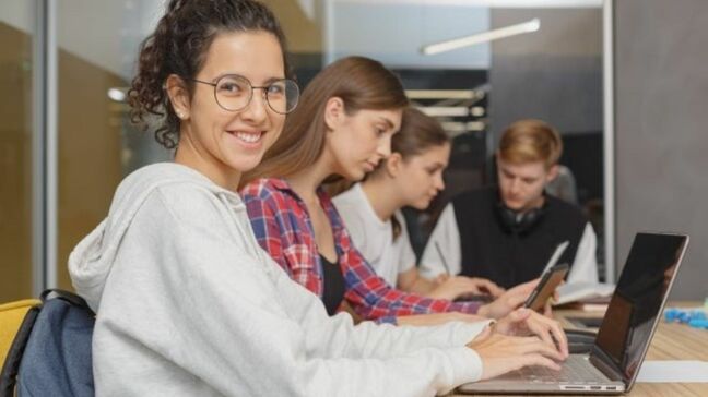 トランプ政権下の排他性が日本に好機をもたらす!? IT人材獲得の可能性|TBS NEWS DIG