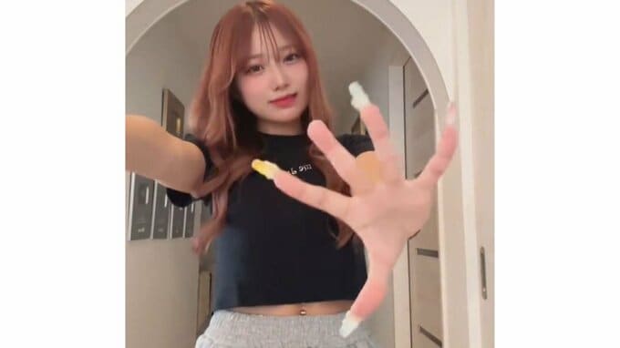 【 辻希美・長女 】希空　「家帰るのが楽しみですぐ帰る」黒クロップドTシャツのおしゃれ部屋着姿でダンスを披露|TBS NEWS DIG