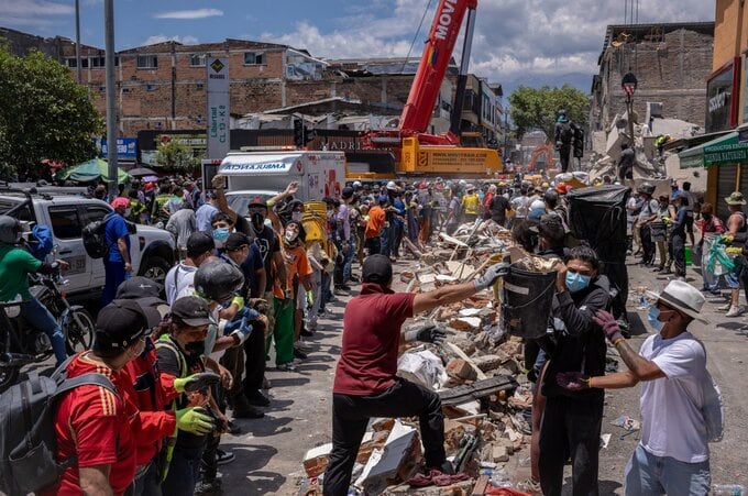 南米コロンビア地震､死者265人－大統領が経済非常事態宣言に向け動く