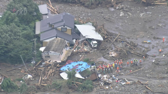 【図解】土砂崩れに巻き込まれた約２０人の安否は？航空写真で分析－福岡県久留米市　|　福岡のニュース｜RKB NEWS｜RKB毎日放送