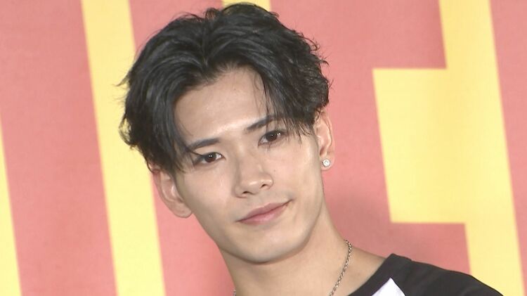 小波津志　フォトカセット② PSYCHIC FEVER小波津志、フォトブック発売もメンバーから反応