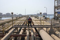 ペルシャ湾の原油輸出、イラン戦争前の75%に回復－滞留分解消が大半| TBS CROSS DIG with Bloomberg