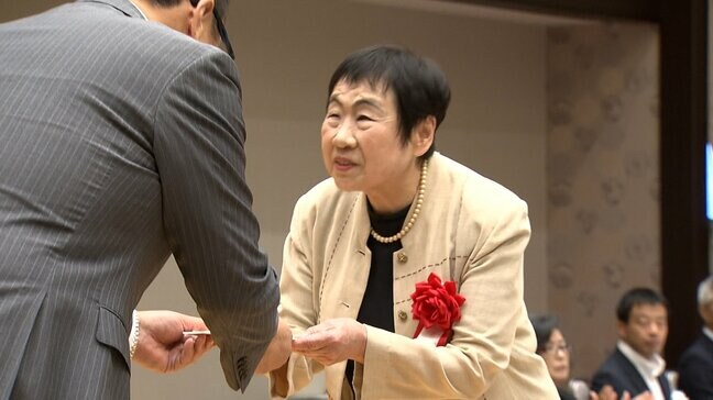 「未来を担う少年たちのために」岡山県青少年財団が防犯協会やスポーツ協会などに助成金・補助金を贈呈|TBS NEWS DIG