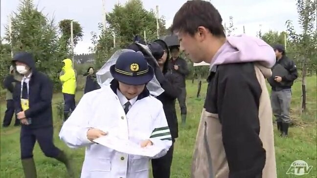 リンゴは「野積みにしない」「計画的に早めの収穫を」収穫最盛期を前に盗難防止パトロール　警察や市が対策呼びかけ　青森市|TBS NEWS DIG