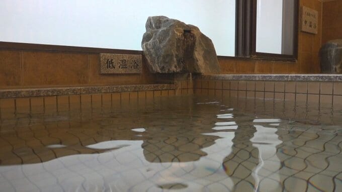 ヴァンフォーレ甲府の天皇杯決勝進出を祝う　入浴料を割引　|　山梨のニュース | ＵＴＹテレビ山梨