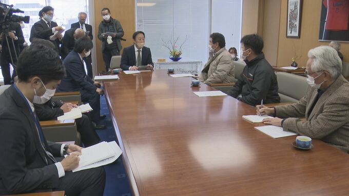 「盗んだ車で追突事故を起こし、車を放置して岩国基地へ･･･」被害者の男性が国内法での処罰などを求めて市に要請　|　山口のニュース・天気・防災｜tys NEWS｜ｔｙｓテレビ山口