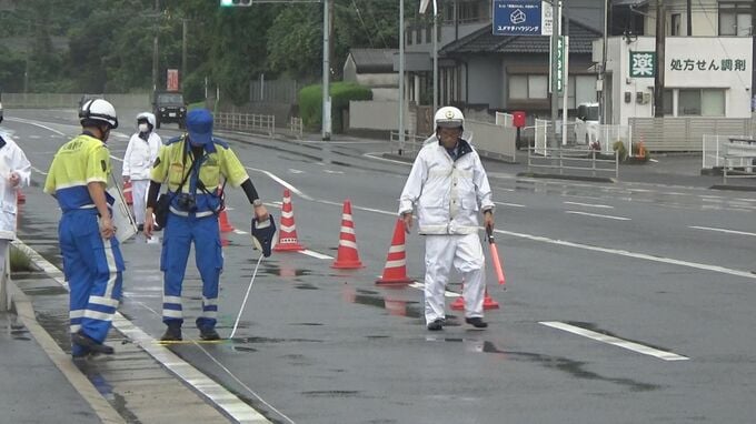 道路を横断していた高齢女性が車にはねられ死亡　長崎県佐世保市の国道|TBS NEWS DIG