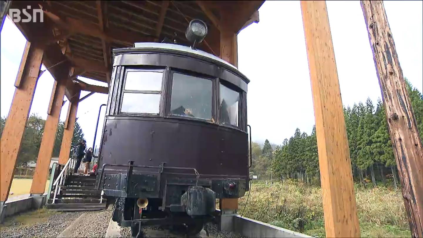 69年ぶり！新潟県内最古の木造電車「モハ1」の汽笛鳴る 運行開始100年