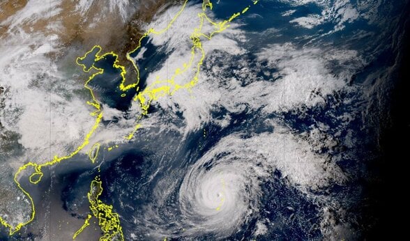 【台風情報】台風4号(シンラコウ)非常に強い勢力で北上 マリアナ諸島から小笠原近海へ急カーブ見込む 最大瞬間風速70m/s【雨と風のシミュレーション】 | 富山のニュース|天気・防災|チューリップテレビ