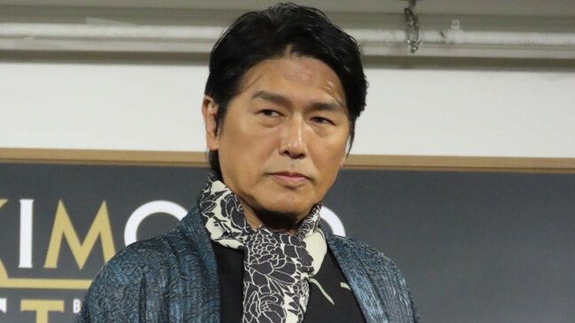 【 高橋克典 】大人の色気が漂う着物姿を披露 「楽屋で女性ものの着物を羽織ったりします」と明かす|TBS NEWS DIG