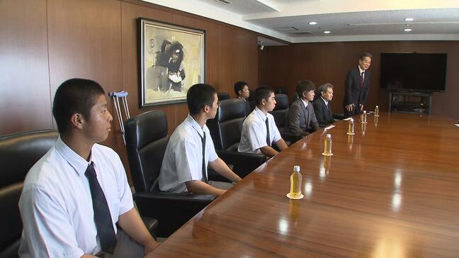 末吉投手「点を取られなければ負けないスポーツ」　夏の甲子園出場を決めた沖縄尚学　RBCを訪れ健闘誓う|TBS NEWS DIG