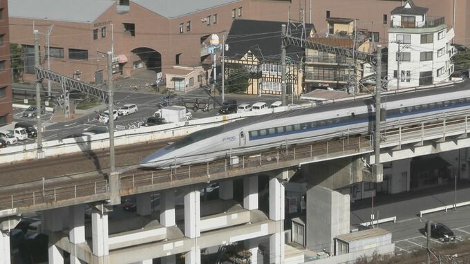 500系が1日限り「のぞみ号」でリバイバル運行　2027年引退予定　新神戸発博多行き　広島の街にも姿を現す|TBS NEWS DIG