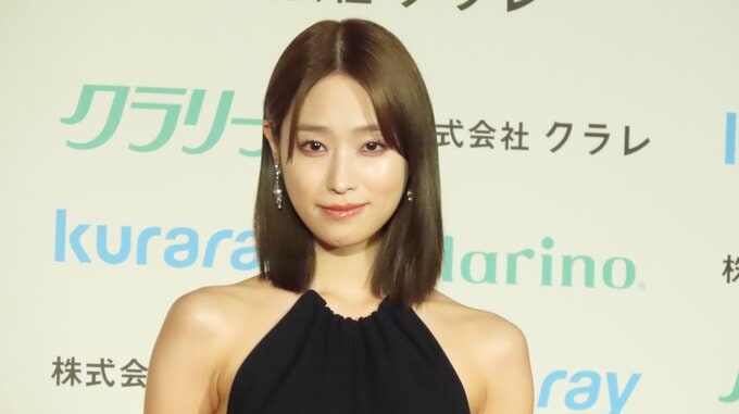 【髙橋ひかる】美脚の秘訣は「足の裏を押しまくれ」　母親に感謝「脚に自信を持てるのは母の教育があってこそ」|TBS NEWS DIG