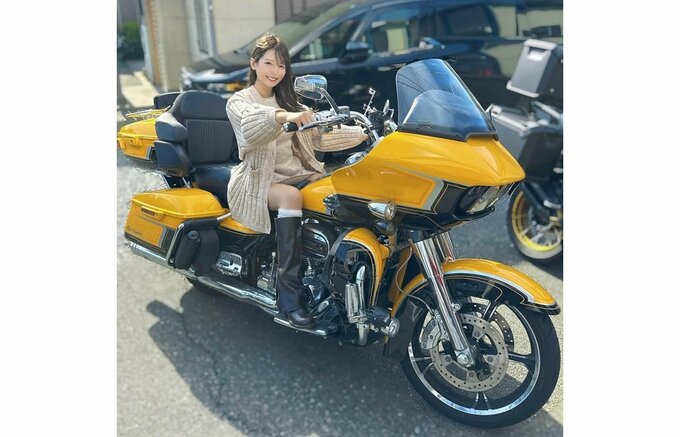 【桜りん】　「帰り際にバイク跨がせてもらいました」　ハーレーに跨る姿を披露　「笑顔がめちゃくちゃ可愛いですね。」「バイク乗りりんちゃん、かっこいい」などの声|TBS NEWS DIG