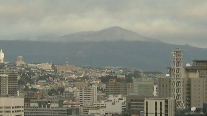 仙台の泉ヶ岳　初冠雪　平年より5日早い観測|TBS NEWS DIG