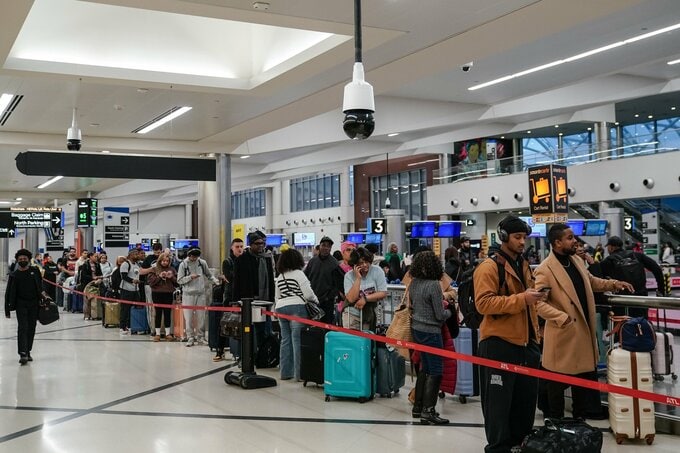 米航空業界、年末年始の旅客数が過去最高へ－運賃上昇でも需要堅調