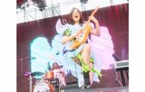 【 のん 】　「北京の思い出」中国の大型音楽フェス「ストロベリーミュージックフェスティバル」のステージ写真を公開|TBS NEWS DIG