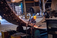 世銀、26年の世界成長率予測2.6%に引き上げ－貿易摩擦下でも耐性示す| TBS CROSS DIG with Bloomberg