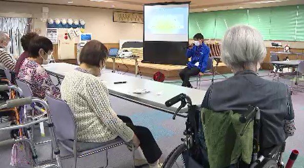 運動不足の解消を…長野・大町市の高齢者施設で体操しながら交流イベント…座ったままできる健康体操や専用機器使った骨密度測定も|TBS NEWS DIG