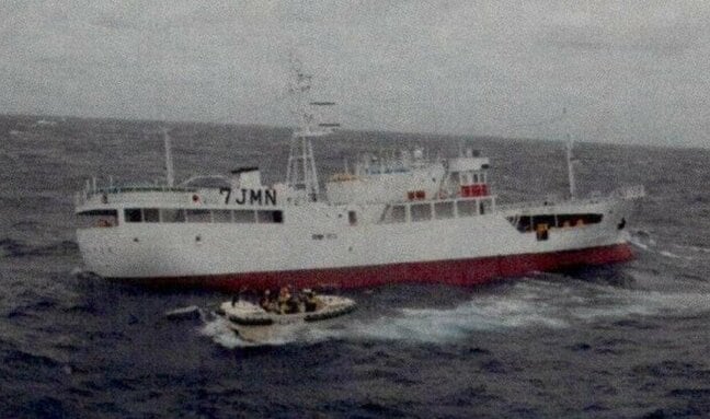 【漂流8日目】太平洋で漂流 “第八豊清丸” 18日も復旧作業続く…1400km沖で機関故障、乗組員23人は無事　巡視船「ざおう」警戒監視を引き継ぐ|TBS NEWS DIG