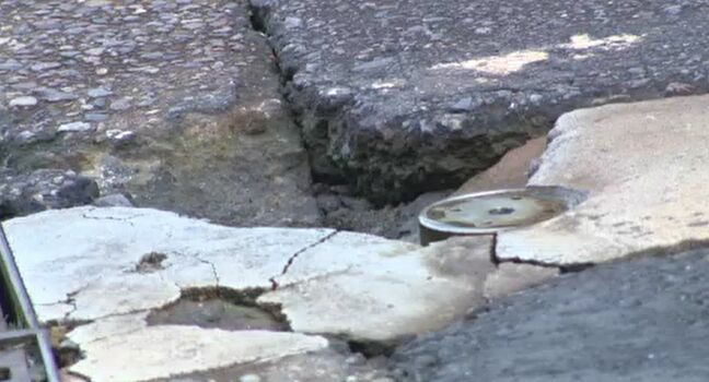 大雪の後に 道路「デコボコ」教えてください 雪解けで見えてくるもの 金沢市「道路損傷通報サービス」|TBS NEWS DIG
