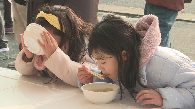 大鍋３つが１時間で　ジャンボふく鍋ふるまいも　本場下関でふくの日まつり　山口県下関市|TBS NEWS DIG