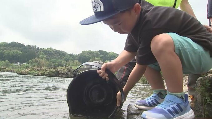 ＧＷ2日目は県内各地で気温が上がる　大野川では園児らがアユの稚魚を放流体験　大分　|　大分のニュース｜OBS NEWS｜大分放送