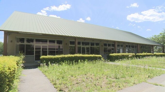 破たんの八ヶ岳リゾートアウトレット　初の債権者説明会　北杜市に滞納の賃料3300万円は…　|　山梨のニュース | ＵＴＹテレビ山梨