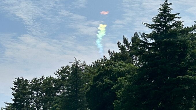 空に異変？「きれいな虹色の棒」目撃情報が相次ぐ　正体は一体なんだ?【岡山】　|TBS NEWS DIG