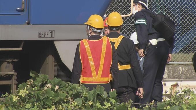 【速報】「貨物列車に人がはねられた」高齢男性が意識不明で搬送　山陽線で順次運転見合わせ　再開は正午以降の見込み　広島|TBS NEWS DIG