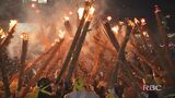たいまつぶつけ秋の夜空に舞い上がる火の粉 22年ぶりの金武町のテービー 失われた伝統行事の復活へ|TBS NEWS DIG