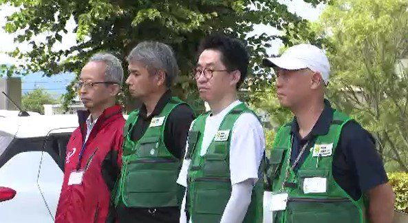 【熊本地震】被災地で支援を行う長野県社会福祉協議会の職員や支援車両、長野市を出発…職員など5人と支援用車両2台…職員の支援活動は1週間めどに　|　SBC NEWS | 長野のニュース | SBC信越放送