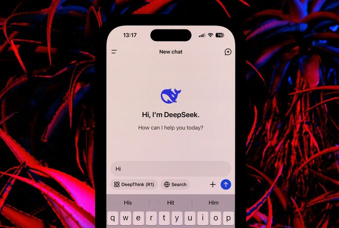 DeepSeek、ＡＩチャットボットの登録制限－「悪意ある」攻撃で