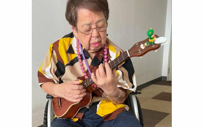 【アキレス腱断裂】高木ブーさん　病院でミニライブ　「医療従事者の皆さんには感謝を、入院されている患者さんにはエールを」　「いよいよ明日は退院」|TBS NEWS DIG