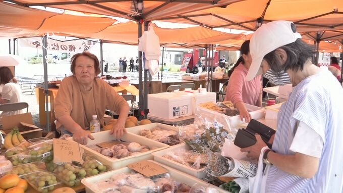 震災焼失の「輪島朝市」2年8か月ぶりに復活 「うれしい！最高！」「待ってました！」「復興への一歩」|TBS NEWS DIG